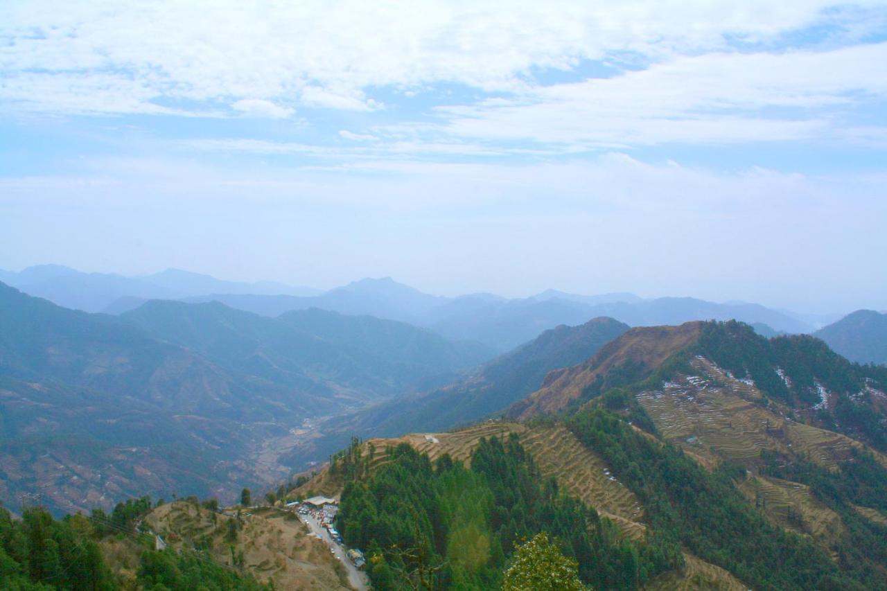 La Riqueza Dhanolti View # Near To Eco Park & Surkanda Devi Temple # Mountain View Rooms With Balcony # Big Parking # Customer Favourite Hotel Dhanaulti Eksteriør bilde