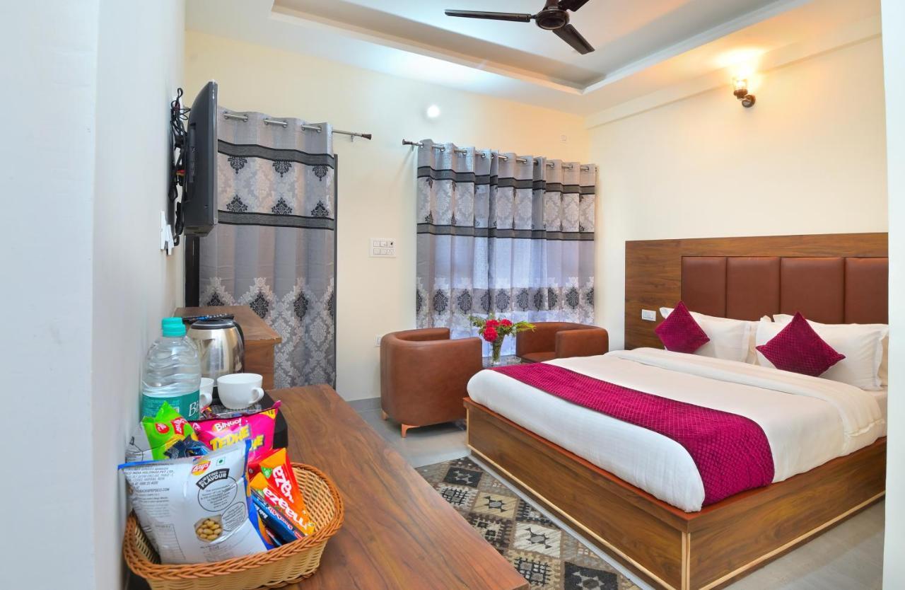 La Riqueza Dhanolti View # Near To Eco Park & Surkanda Devi Temple # Mountain View Rooms With Balcony # Big Parking # Customer Favourite Hotel Dhanaulti Eksteriør bilde